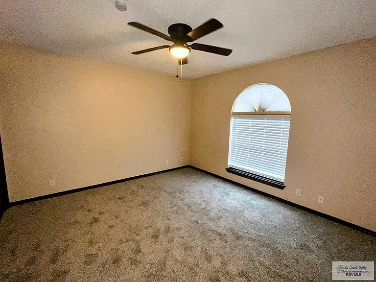2906 Treasure Hills Blvd #D — Photo 6