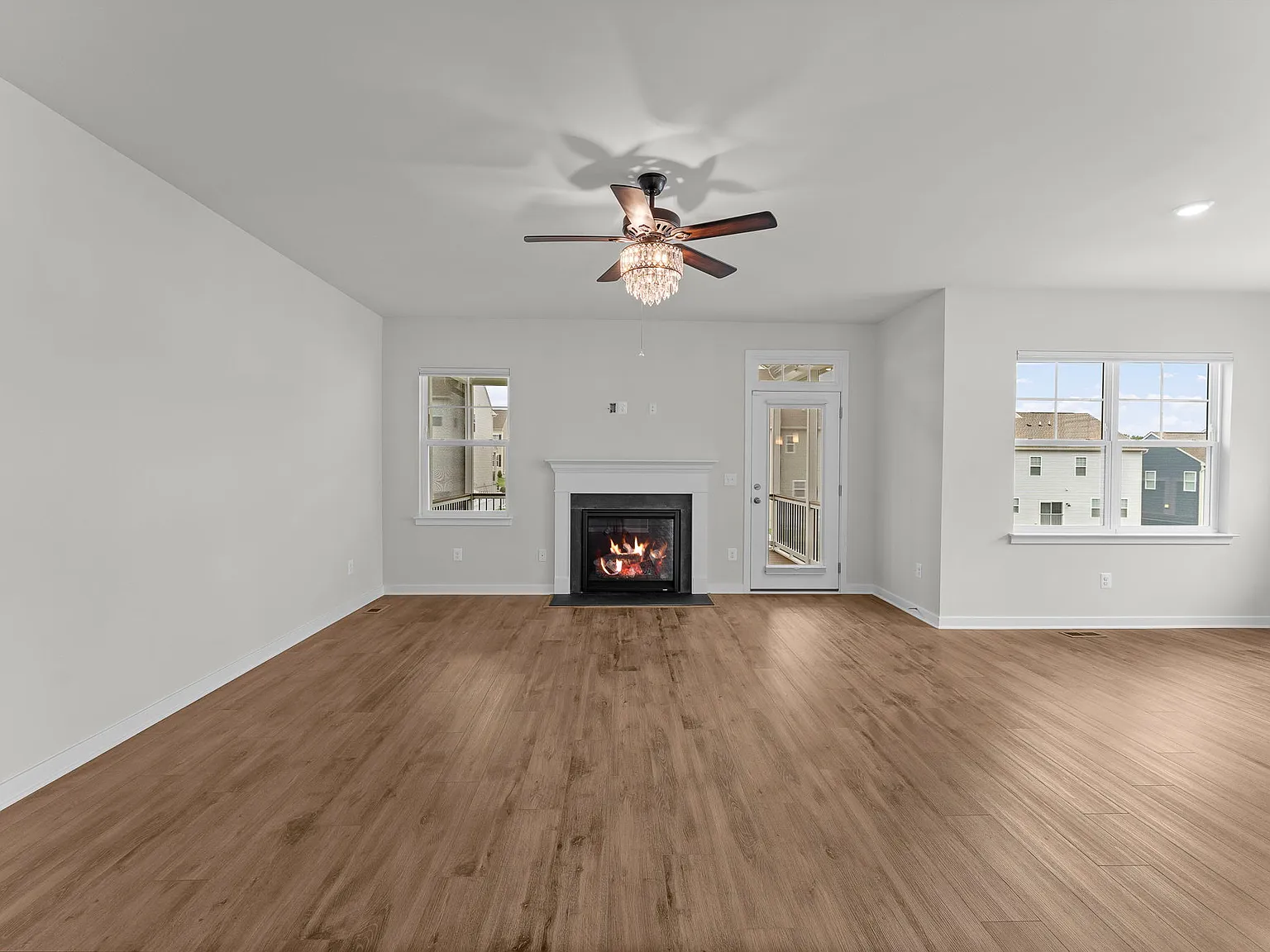 4 bed, 2913 sqft, $4,000 — Photo 4