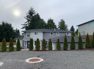 15508 Meadow Rd, Lynnwood, WA 98087