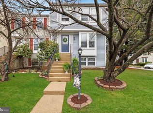 9123 Aspenpark Ct, Lorton, VA 22079