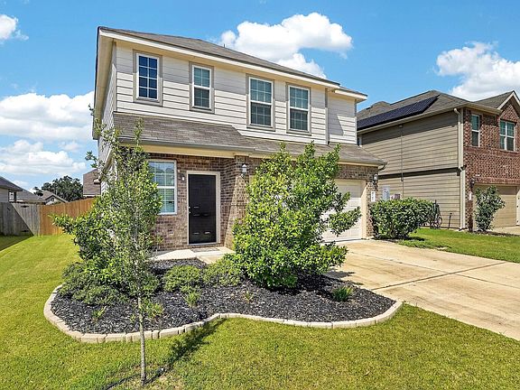 2nd image of 4702 Los Pines Way