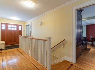 5570 Baillie St, Vancouver, BC V5Z3M8