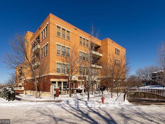 4th image of 150 Burnsville Pkwy E Unit 308