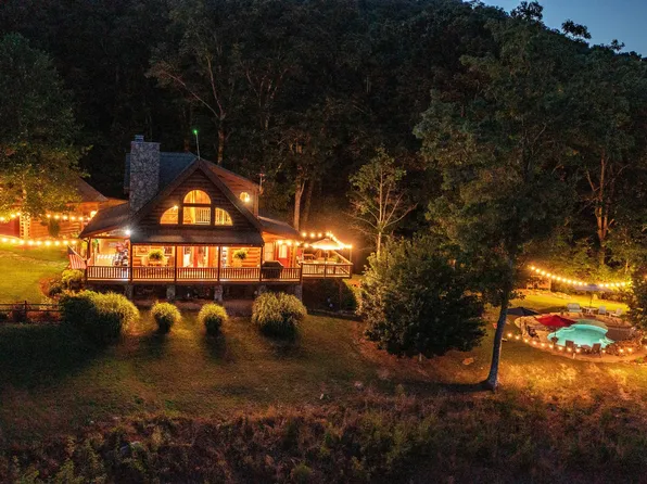 786 Tanglewood Hill Rd, Pikeville, TN 37367