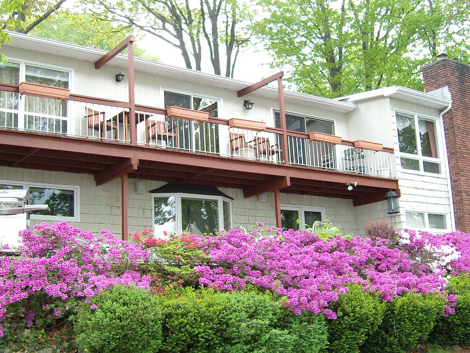 359 High Crest Drive