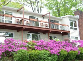 359 High Crest Dr, West Milford, NJ 07480