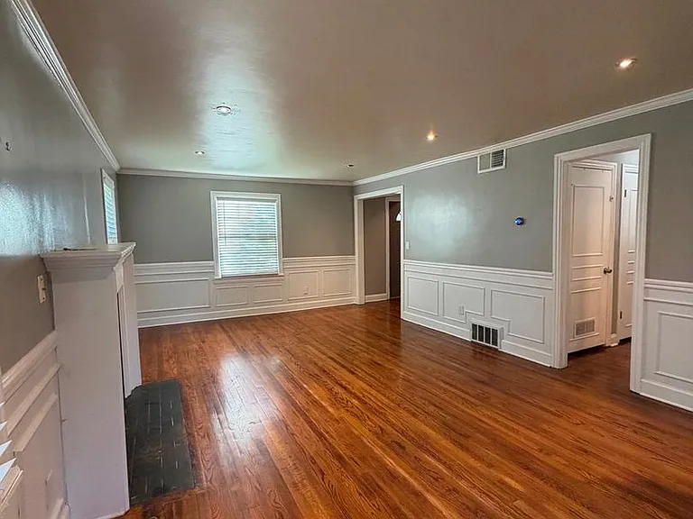 3400 N Virginia Ave — Photo 4