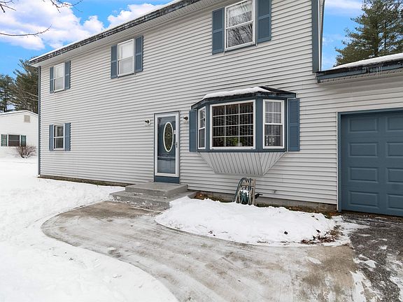 3rd image of 77 Hobbs Road