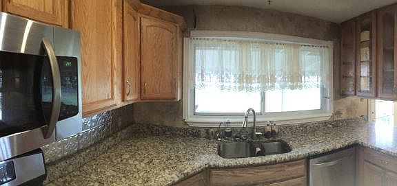 3rd image of 4528 NE Highlander Cir #1