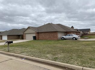 1925 Pinehurst Dr, Perry, OK 73077