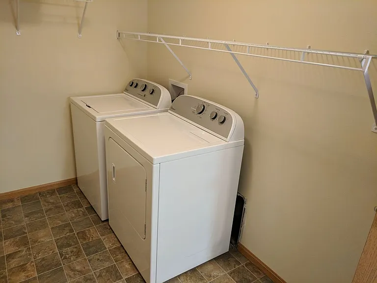 West Lake III Apartments — Photo 126