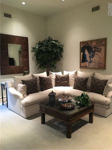 87 Joyce Ln, Woodbury, NY, 11797