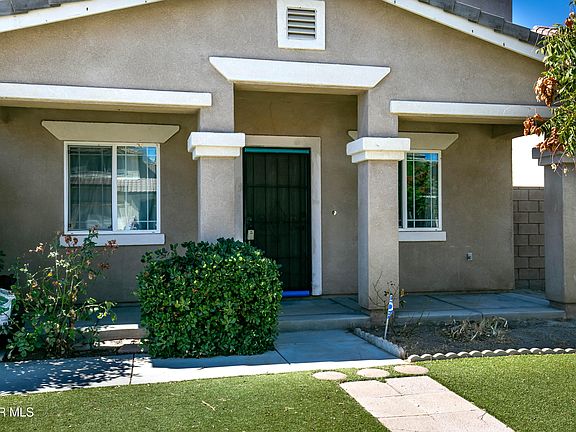 3rd image of 3102 Topaz Ln