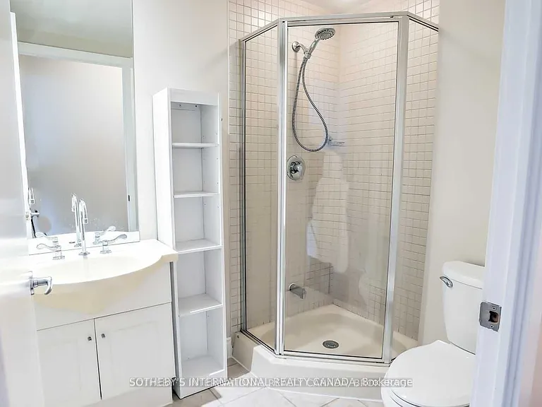500 Queens Quay W #610W — Photo 20