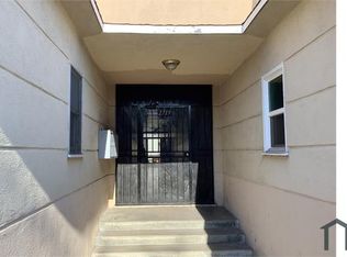 2719 Saturn Ave #6, Huntington Park, CA 90255