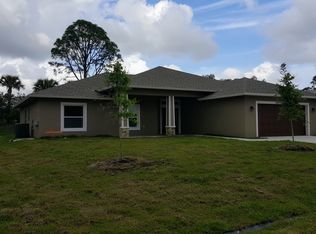 181 SW Fairway Ave, Port Saint Lucie, FL 34983