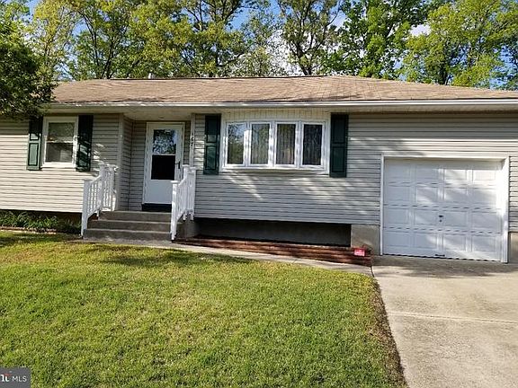 3rd image of 167 Adams Ave