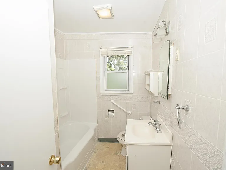 214 David Pl — Photo 14