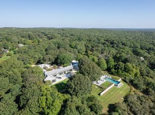 8 Snail Rd, Chilmark, MA 02535