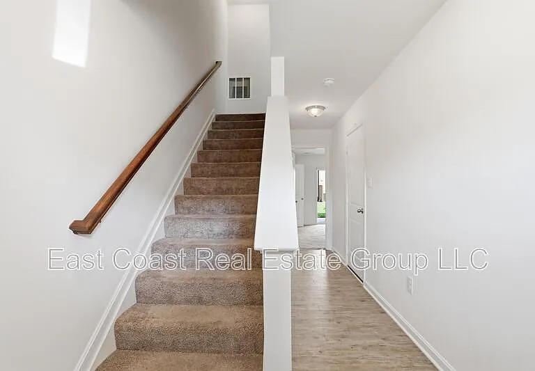 202 Magellan Dr — Photo 15