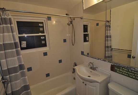 5th image of 6659 Saunders St