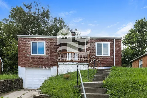 1341 Beech Ave Photo 1