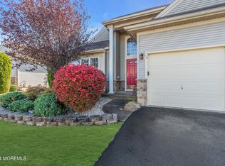 18 Donatello Dr, Manchester, NJ