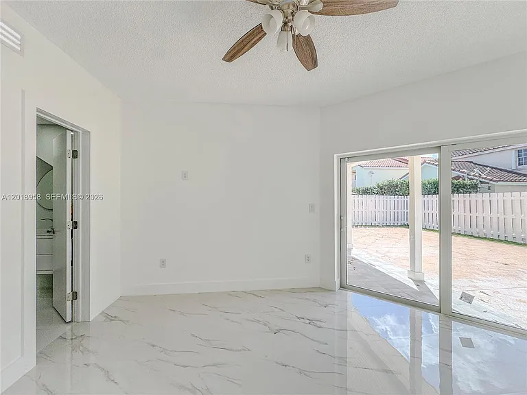 15428 SW 50th Ter — Photo 10