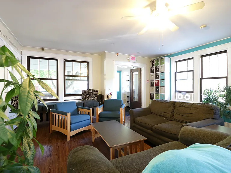 244 E Nittany Ave — Photo 13