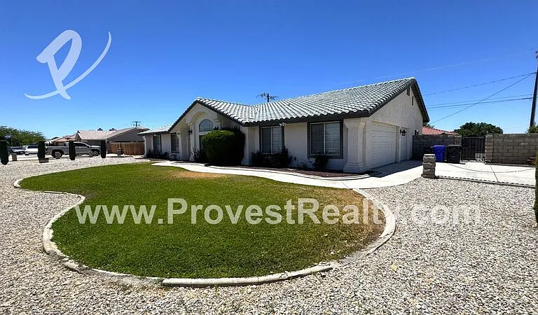 13858 Rincon Rd — Photo 3