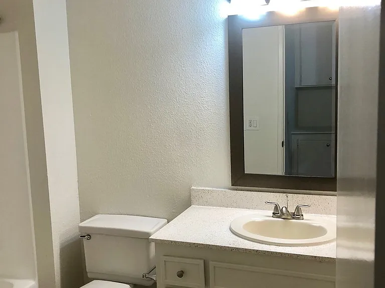 Brandywine Apartments — Photo 15