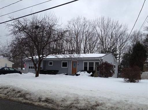 2nd image of 24 Avenue C