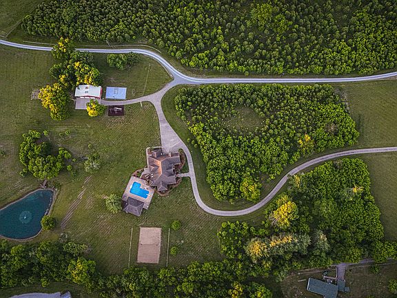 75th image of 1357 Madison Creek Rd