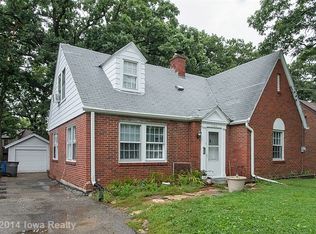 1154 Chautauqua Pkwy, Des Moines, IA 50314