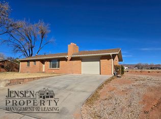 2456 Vineyard Dr, Santa Clara, UT 84765