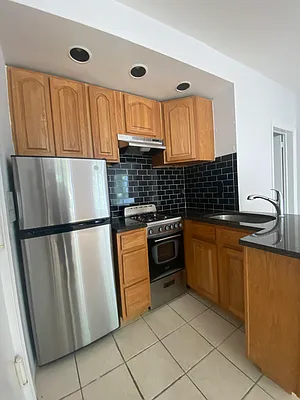 Rented by Waverly Realty Associates | media 1