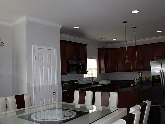 2nd image of 3309 Genlee Dr