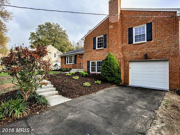 2nd image of 2207 Wilkinson Pl