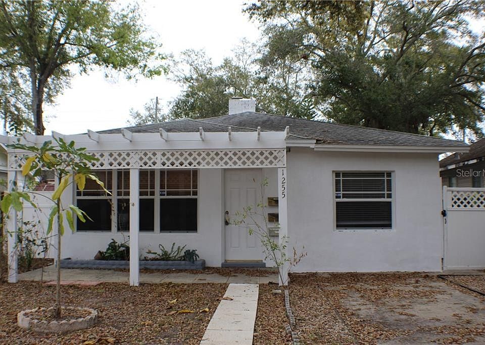 1st image of 1255 10th St N #1