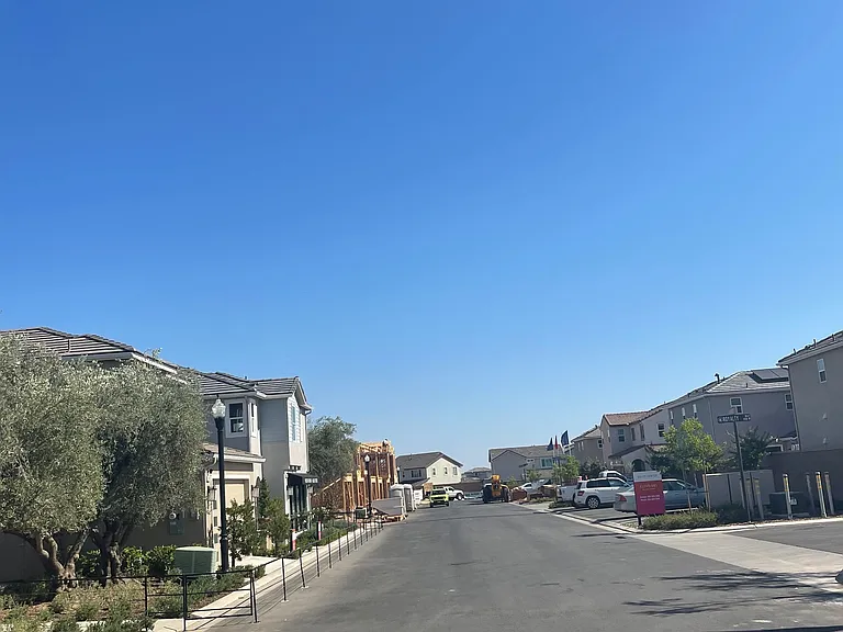 1109 Elevations Way W — Photo 7