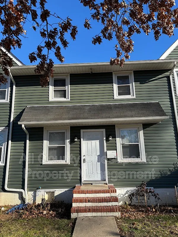 28 Church Grn photo 1