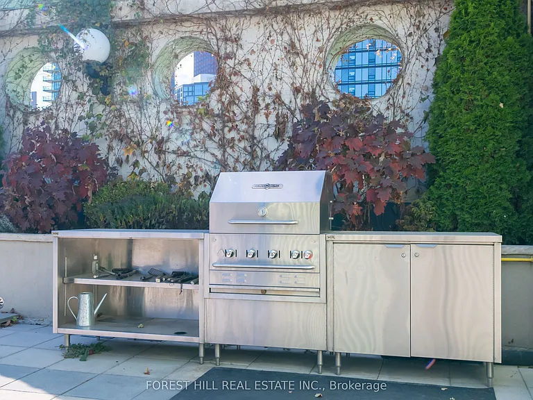 115 Richmond St E #701 — Photo 27