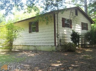 510 Broad St, Claxton, GA 30417