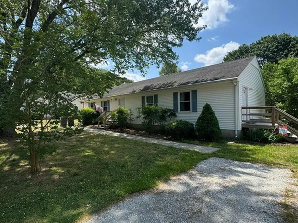 4611A Rochambeau Dr, Williamsburg, VA 23188
