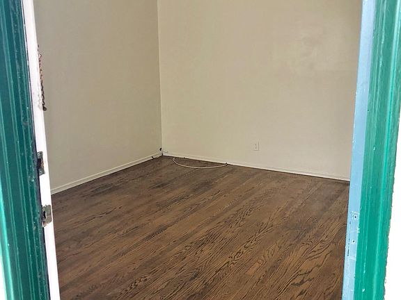 3rd image of 3525 Taraval St APT 3