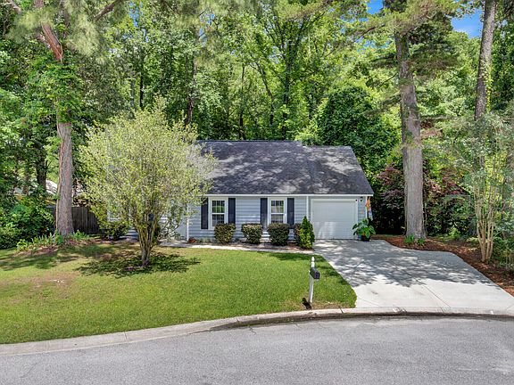 3rd image of 405 White Church Ln