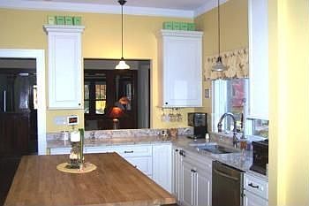 2nd image of 116 High St