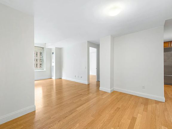 2nd image of 88 Greenwich St APT 1015