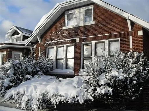 8336 S Aberdeen St photo 1