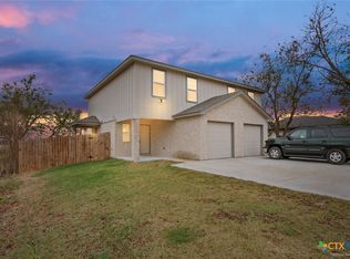 907 E Main St #A-B, Troy, TX 76579